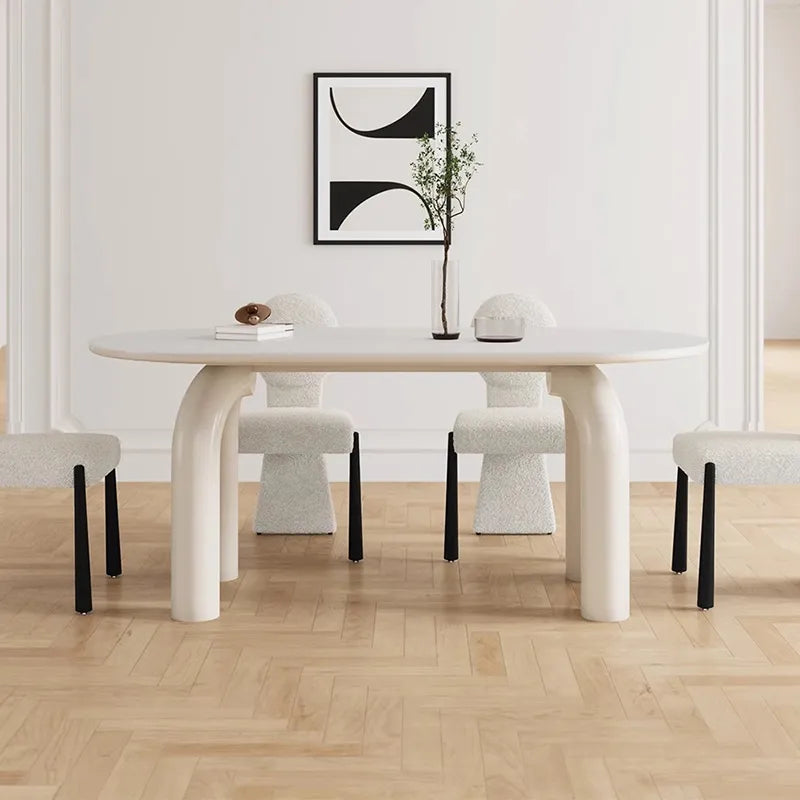 HoltPrakt Bord - Simple Luxury Nordic Dining Table