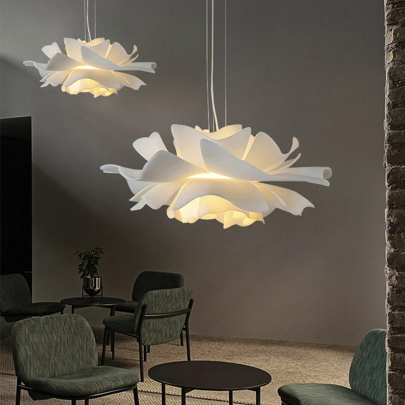 Snølys Hvitlyse - Luxury Nordic Flower Pendant Light