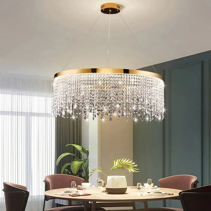 Kongelig Glansprakt - Royal Nordic Chandelier