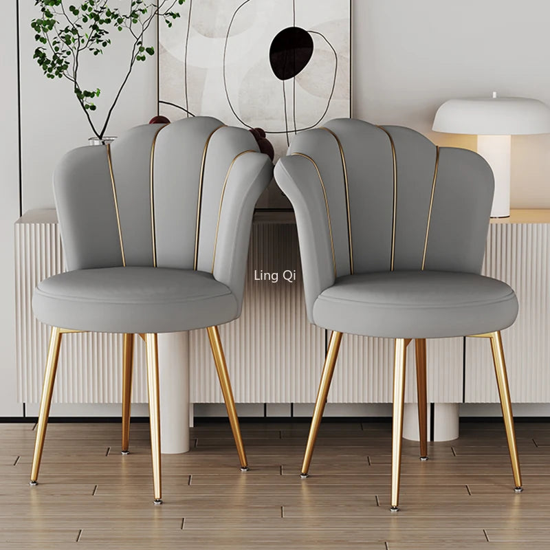VelurPrakt - 1 Luxury Nordic Velvet Dining Chair