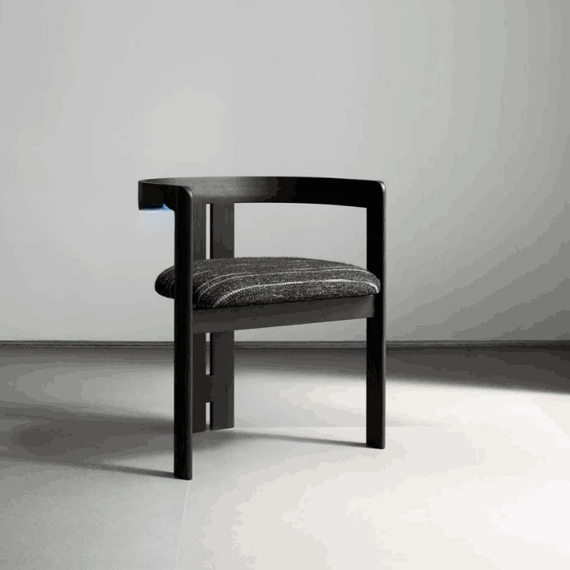 Skoglykke Eikethrone - 1 Luxury Nordic Wood Dining Chair