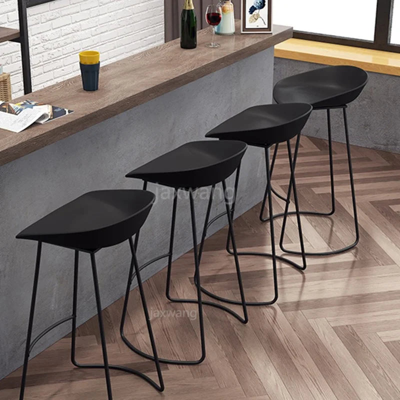 Skjaldstóll Fjölnir - 1 Luxury Nordic Bar Stool