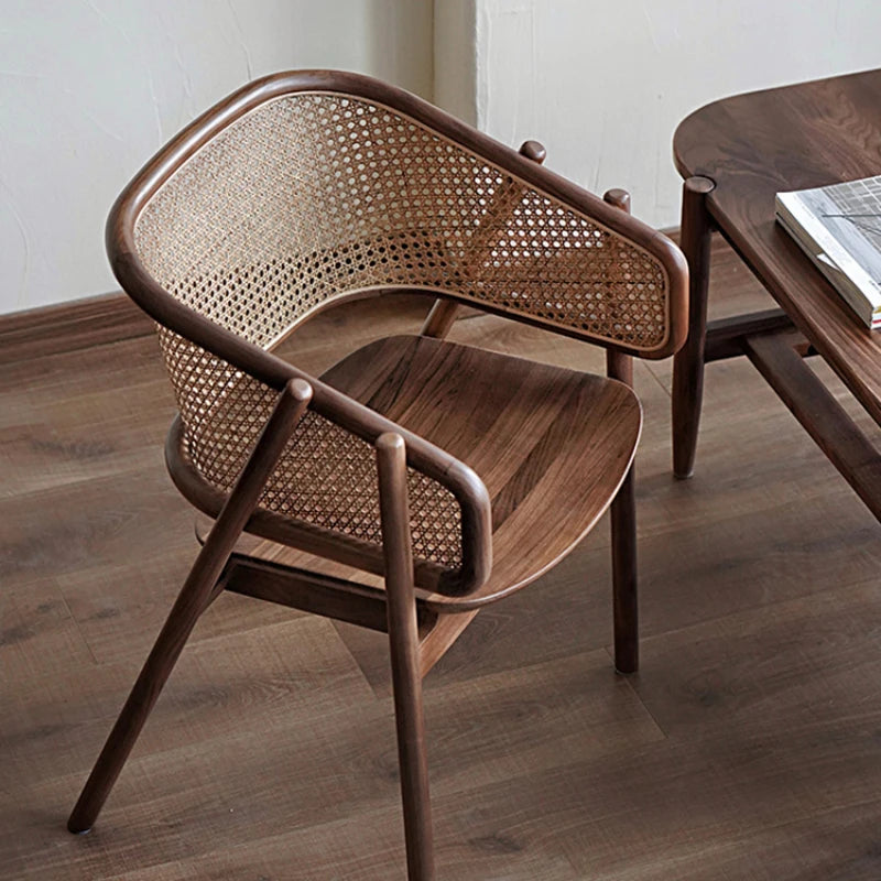 Nordisk Eik - 1 Luxury Nordic Dining Chair