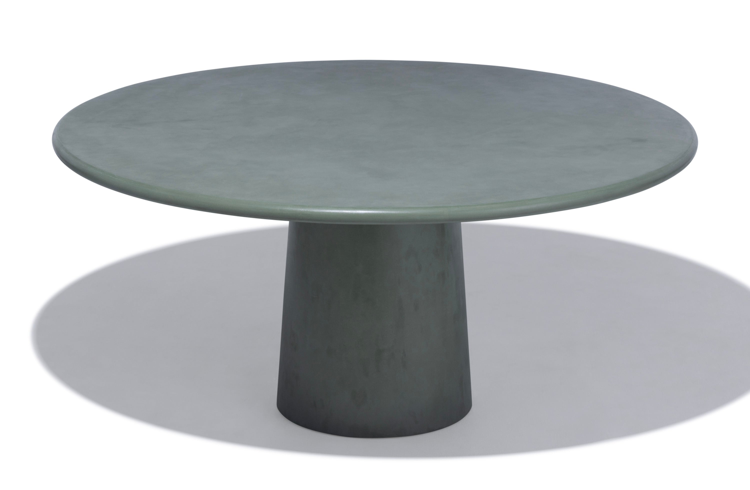 Legna Round Dining Table