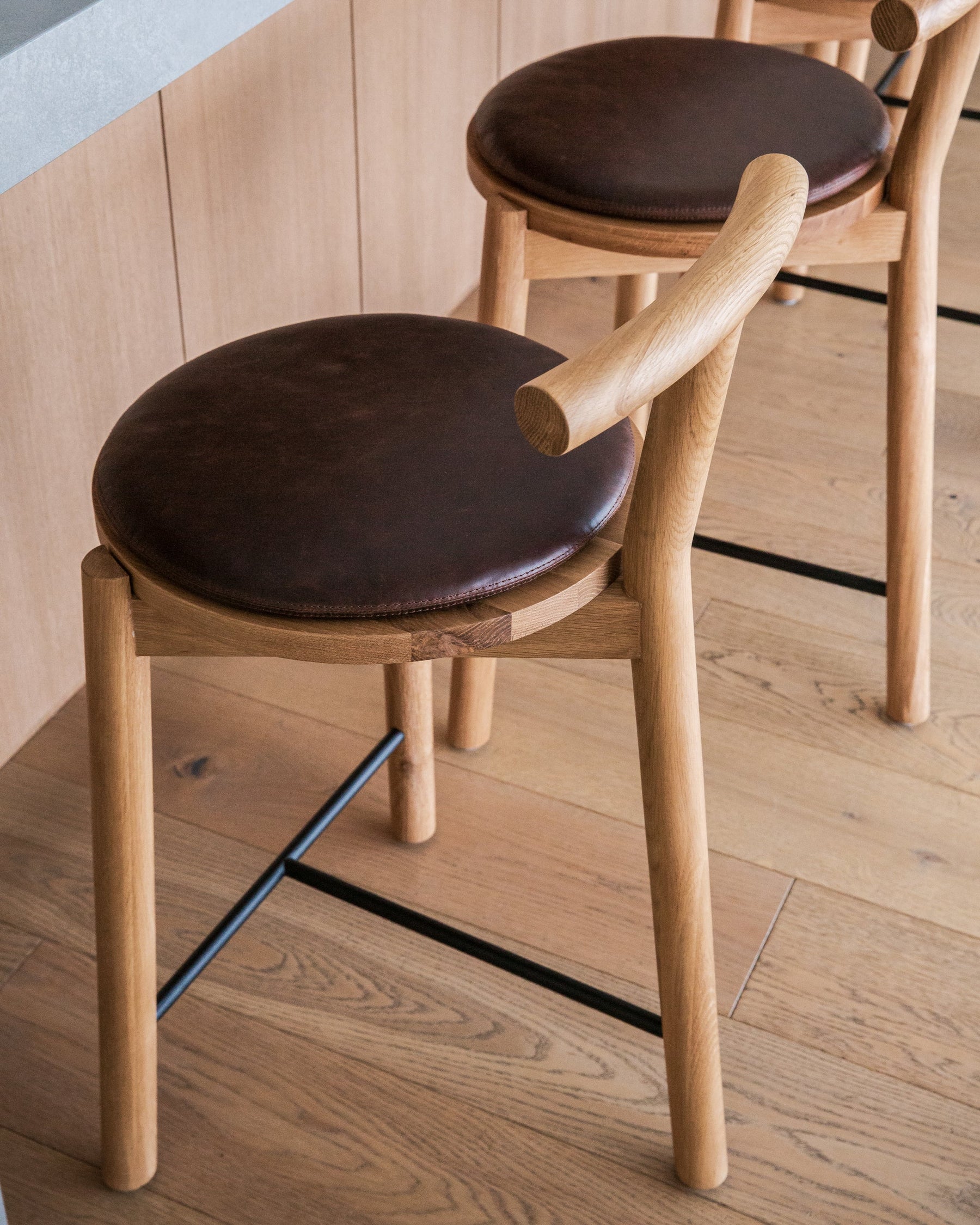 Range Counter Stool