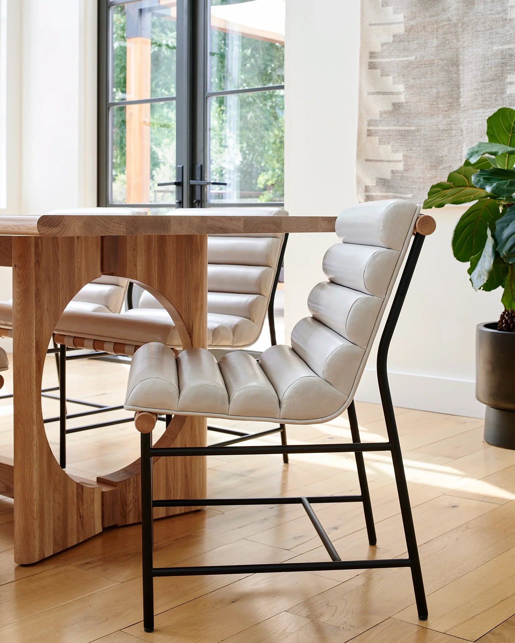 6 Vail Dining Chairs